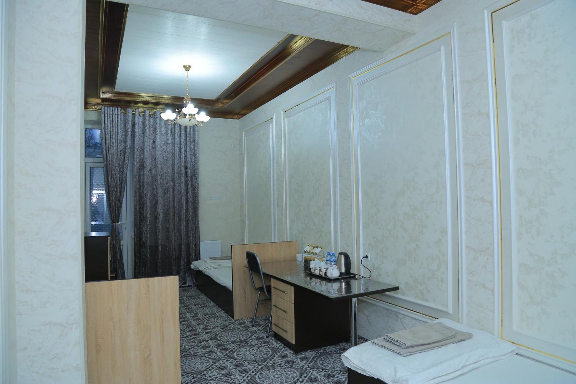 Hostel Farovon Marghilon 外观 照片